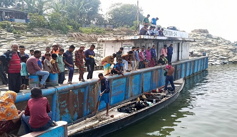 দৌলতদিয়া ফেরিঘাট থেকে নিখোঁজ যুবকের মৃতদেহ ফরিদপুরে উদ্ধার 
