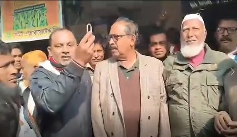 পঞ্চগড়ে অবরুদ্ধ আওয়ামী লীগ অফিস অবমুক্ত করলো বিএনপি