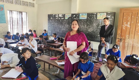 রং-তুলি আর বর্ণমালায় ভাষা শহীদদের শ্রদ্ধা জানালো কাপ্তাইয়ের শিশুরা