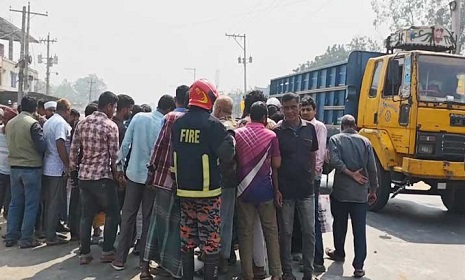 দিনাজপুরে ট্রাকের ধাক্কায় ২ মোটরসাইকেল আরোহী নিহত