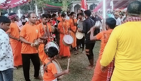 হিন্দুদের নিরাপত্তা নিশ্চিত ও মডেল মন্দির নির্মাণের আশ্বাস