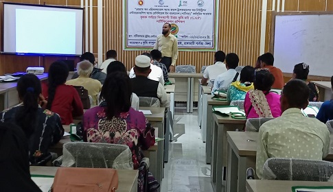 পাহাড়ের কৃষিতে নতুন দিগন্ত, কাপ্তাইয়ে সনদ পেলেন ৬০ উদ্যোক্তা