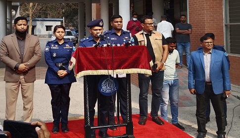 ফরিদপুরে ইজিবাইক চুরি চক্রের মূল রহস্য উদঘাটন, একাধিক আসামি গ্রেপ্তার 