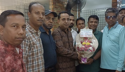 এমপি রুবেলকে ফুলেল শুভেচ্ছা জানাল কো-অপারেটিভ প্রেসক্লাব ময়মনসিংহ