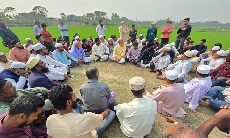 কাপাসিয়ার সংসদ সদস্য আইউবি কৃষকদের সাথে মতবিনিময়