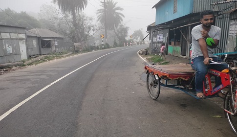 গোপালগঞ্জে ৩ সড়ক সংস্কার কাজ নিয়ে নয়-ছয়     