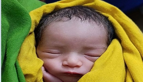 ঈশ্বরগঞ্জে ধানক্ষেত থেকে নবজাতক উদ্ধার