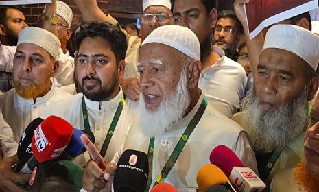 ‘রাষ্ট্রপতির ৩ অপরাধে ভাষণ বর্জন’