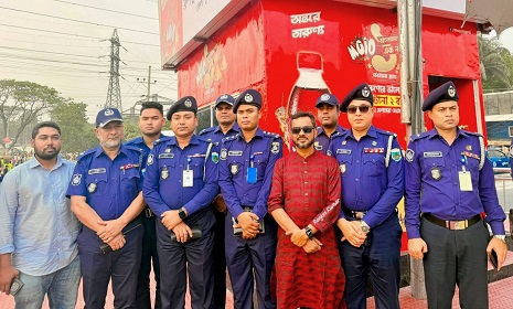 ঈশ্বরদীতে ট্রাফিক পুলিশের বক্স উদ্বোধন