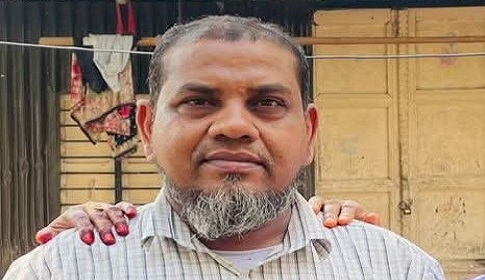 রাজৈরে ফল ব্যবসায়ী জাকির শেখকে কুপিয়ে হত্যার অভিযোগ