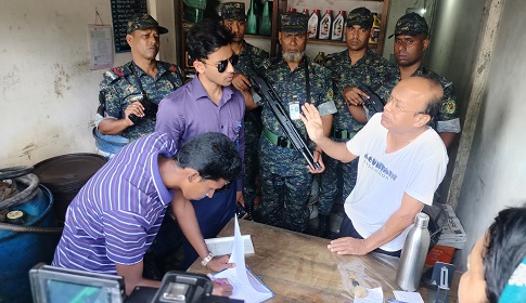 জ্বালানীর অবৈধ মজুদের অপরাধে ৯ হাজার টাকা জরিমানা