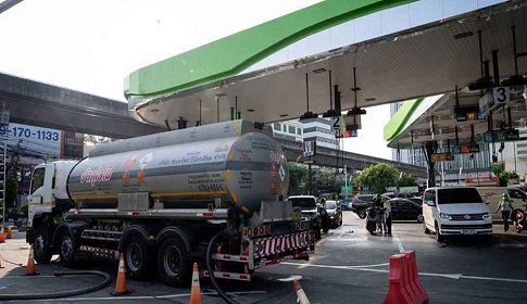 পহেলা এপ্রিল থেকে পেট্রোল রপ্তানি বন্ধ করছে রাশিয়া