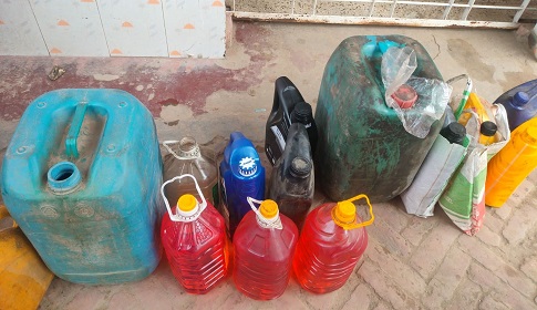 পাংশায় তেলের অবৈধ মজুত, দুই ব্যবসায়ীকে জরিমানা