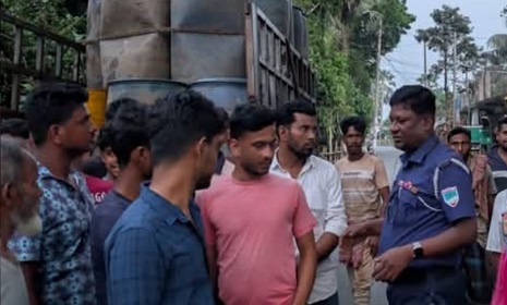 নড়াইলে পাচারকালে ডিজেল জব্দ, ৩৫ হাজার টাকা জরিমানা 