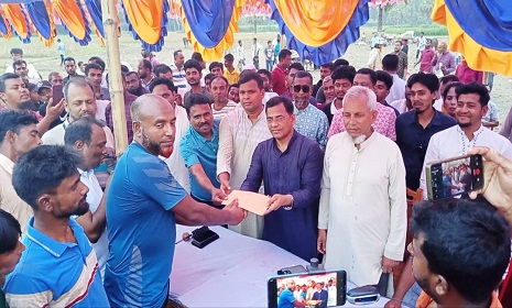 ‘বিএনপি জনগণকে দেওয়া প্রতিশ্রুতি পূরণ করতে শুরু করেছে’