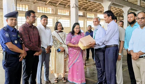 চন্দ্রঘোনা থানা ও কেপিএম পরিদর্শন করলেন জেলা প্রশাসক নাজমা আশরাফী