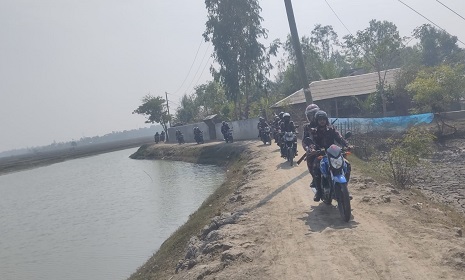 সাতক্ষীরায় জ্বালানি তেলের অবৈধ মজুদ ও পাচার প্রতিরোধে ১৭ বিজিবির আভিযানিক সফলতা