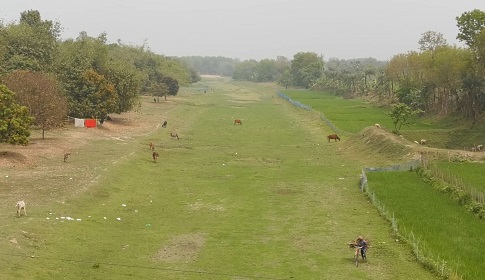 দখল দূষণে নদ-নদী এখন মরা খাল