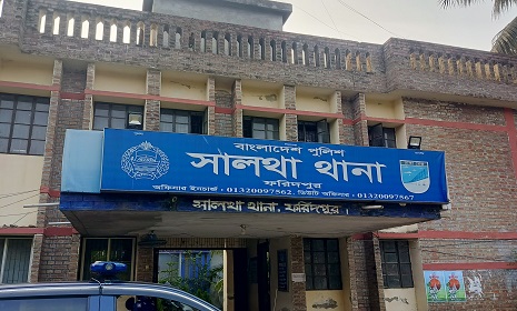 সালথায় সম্পত্তি নিয়ে মাকে পিটিয়ে রক্তাক্ত করার অভিযোগ সৎ ছেলেদের বিরুদ্ধে