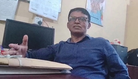 লোহাগড়ায় ক্ষুদ্র নৃ-গোষ্ঠী জেলেদের মধ্যে গরু বিতরণে অনিয়ম ও দুর্নীতি