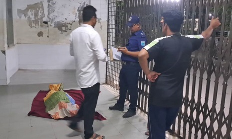 গোপালগঞ্জে ছেলের ধাক্কায় মায়ের মৃত্যুর অভিযোগ