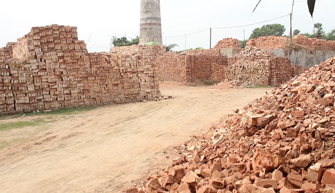 বিএনপি নেতার বিরুদ্ধে ইটভাটার ম্যানেজারকে মারপিট ও চাঁদাবাজির অভিযোগ