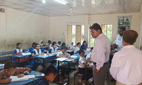 কাপ্তাইয়ে প্রাথমিক বৃত্তি পরীক্ষা শুরু অংশ নিচ্ছে ৩৩৫ শিক্ষার্থী