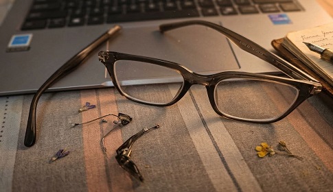 দৃষ্টি ও অন্তর্দৃষ্টির গল্প