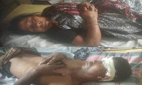 কালিগঞ্জে জমি নিয়ে বিরোধে মা ও ছেলেকে পিটিয়ে জখমের ঘটনায় নিরাপত্তাহীনতায় পরিবার