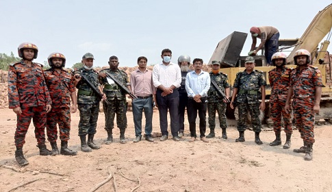 গোপালগঞ্জে ৩ ইটভাটাকে ৯ লাখ টাকা জরিমানা