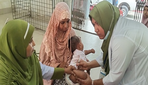 সোনাতলায় হাম-রুবেলা প্রতিরোধে টিকাদান ক্যাম্পেইনের উদ্বোধন