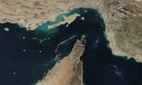 ‘আগে হরমুজে অবরোধ প্রত্যাহার, পরে আলোচনা’