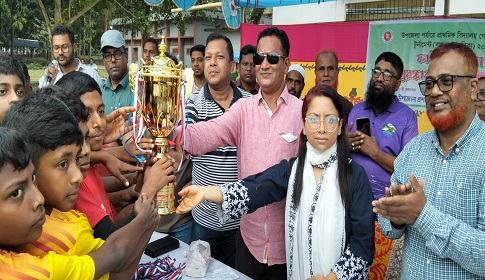 সোনাতলায় প্রাথমিক বিদ্যালয় গোল্ডকাপ ফুটবল টুর্নামেন্টের ফাইনাল অনুষ্ঠিত