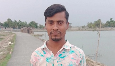 সাতক্ষীরায় বজ্রাঘাতে ঘের ব্যবসায়ীর মৃত্যু