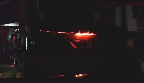 কাপাসিয়া মেডিকেল মোড়ের দোকানে আগুন, পুড়ল লক্ষাধিক টাকার মালামাল