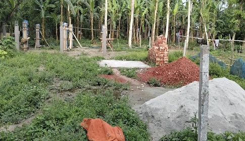 মামলা চলমান অবস্থায় সংখ্যালঘুর জমিতে জোরপূর্বক বসতবাড়ি নির্মাণের চেষ্টা, থানায় অভিযোগ