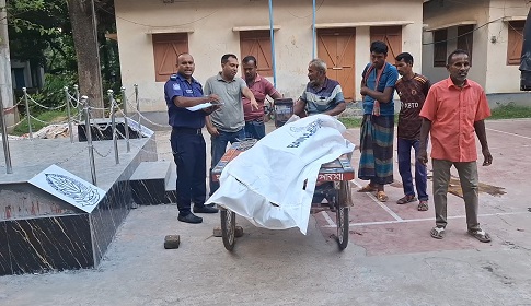 পাংশায় ড্রাম ট্রাকের চাপায় মোটরসাইকেল চালক নিহত