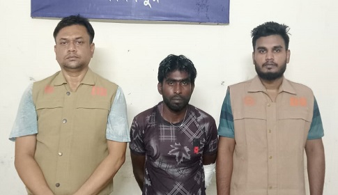 ফরিদপুরে ডিবি পুলিশের অভিযানে হেরোইনসহ মাদক ব্যবসায়ী গ্রেফতার