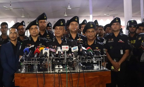 ‘আমাদের অসাবধানতার সুযোগ নিয়েছে কেএনএফ’