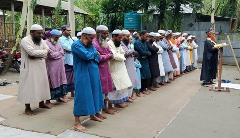 কুড়িগ্রামে ঈদুল আজহার ঈদের নামাজ আদায়