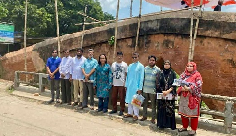 মুঘল আমলের পানাম সেতুর সংস্কার কাজ পরিদর্শন করলো প্রত্নসম্পদ সংরক্ষণ কমিটি