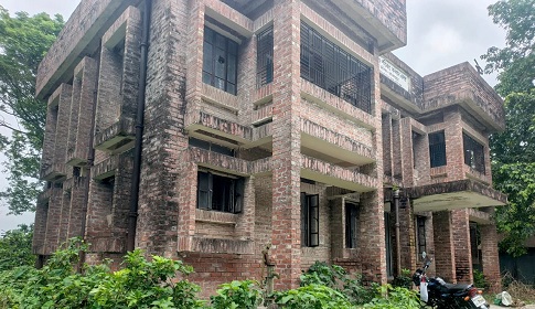 সালথায় ইউনিয়ন স্বাস্থ্য ও পরিবার কল্যাণ কেন্দ্রগুলোতে জনবল ও ঔষধ সংকট