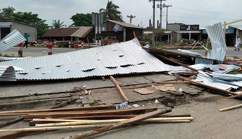 গোপালগঞ্জে অবৈধ স্থাপনা উচ্ছেদ