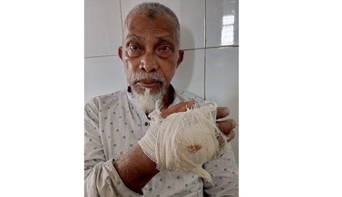 কাপাসিয়ায় চাঁদা না পেয়ে হামলা, আহত ৪