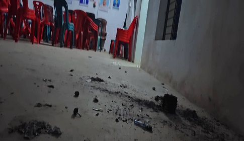 কালিগঞ্জে বিএনপি কার্যালয়ে ককটেল ও বোমা বিস্ফোরণ