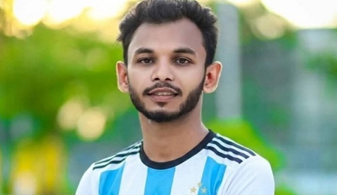 এআই দিয়ে ব্রাজিল সমর্থককে আর্জেন্টিনার জার্সি পরানোয় যুবককে লিগ্যাল নোটিশ