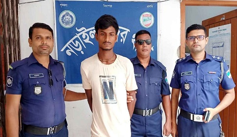 নড়াইলে আনোয়ার হত্যা মামলার আসামি গ্রেফতার