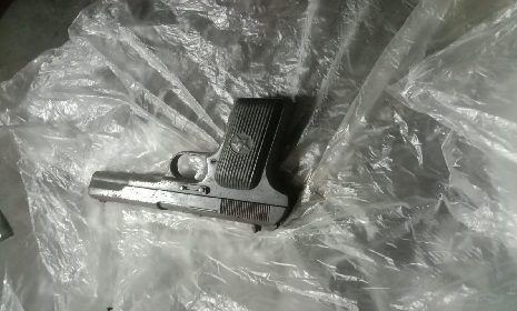 রাজধানীতে র‌্যাব-১০ কর্তৃক উদ্ধারকৃত পিস্তলটি শ্যামপুর থানার