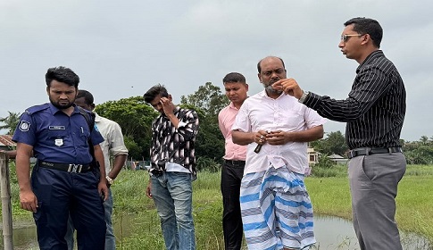 লৌহজংয়ে অবৈধ ড্রেজিংয়ের বিরুদ্ধে ভ্রাম্যমাণ আদালতের অভিযান