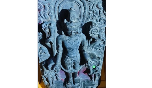শিবগঞ্জে প্রাচীন বিষ্ণুমূর্তি উদ্ধার 